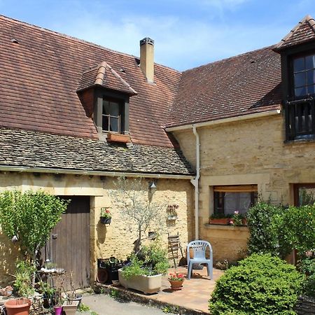 Halte Aux Places Marcillac-Saint-Quentin 외부 사진