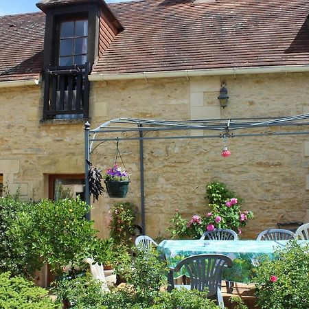 Halte Aux Places Marcillac-Saint-Quentin 외부 사진