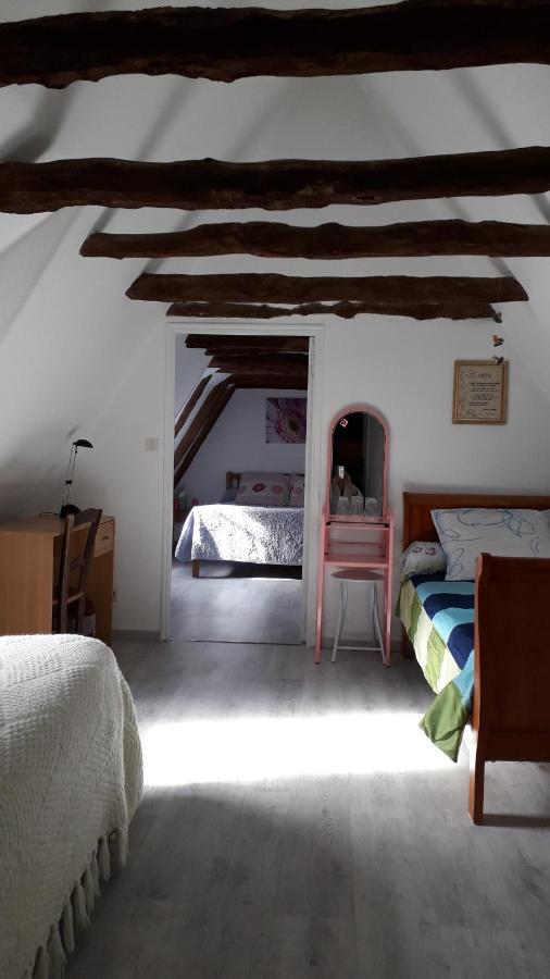 Halte Aux Places Marcillac-Saint-Quentin 외부 사진