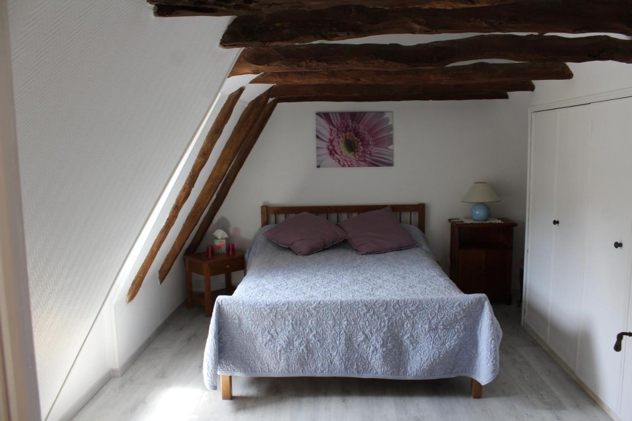 Halte Aux Places Marcillac-Saint-Quentin 외부 사진
