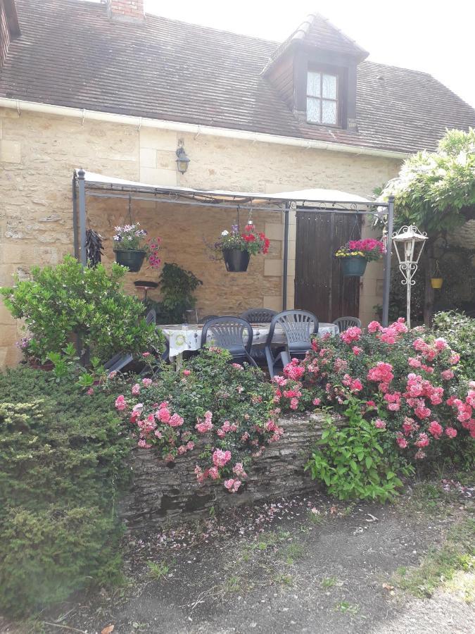 Halte Aux Places Marcillac-Saint-Quentin 외부 사진