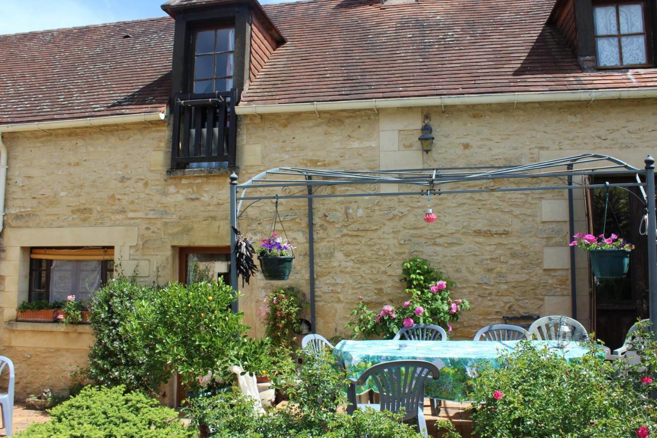 Halte Aux Places Marcillac-Saint-Quentin 외부 사진